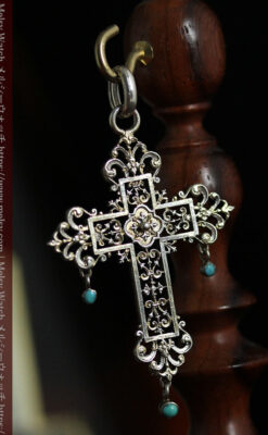 ターコイズとの色合わせが綺麗な銀無垢アンティーククロス・十字架-A0326-10