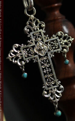 ターコイズとの色合わせが綺麗な銀無垢アンティーククロス・十字架-A0326-11