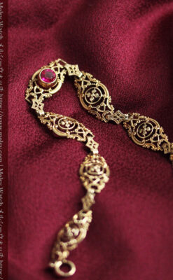 繊細な細工が美しい金無垢アンティークバングル・ブレスレット-A0328-10