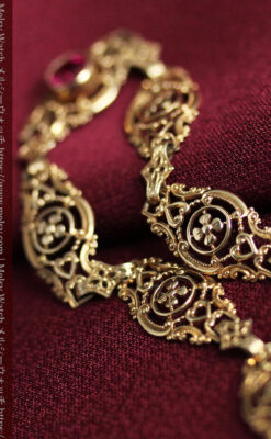 繊細な細工が美しい金無垢アンティークバングル・ブレスレット-A0328-7