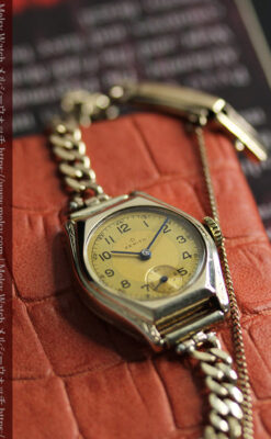 高級メーカー ゼニスの金色レトロな女性用腕時計 【1950年頃】-W1574-5