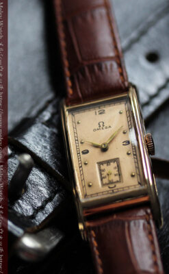 特別感溢れる オメガのローズ色の縦長アンティーク腕時計 【1943年製】-W1579-2