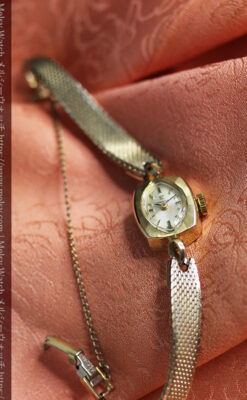 60年代の昭和レトロ 14金無垢オメガのレディース腕時計 【1968年頃】-W1587-5