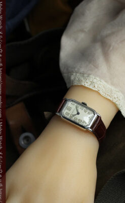 雰囲気上々 気持ち高ぶるロンジンの銀無垢アンティーク腕時計 【1923年頃】-W1592-21