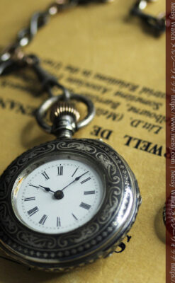 ニエロ・黒金装飾 ロンジンの銀無垢アンティーク懐中時計【1902年製】チェーン付き-P2344-4