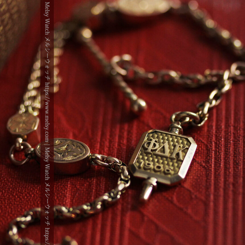 鍵巻き型の飾りと装飾の綺麗な金無垢アンティーク懐中時計チェーン-C0503-1