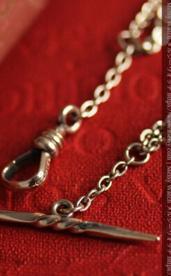 細身で短い懐中時計チェーンと小さな十字架・クロス-C0509-11