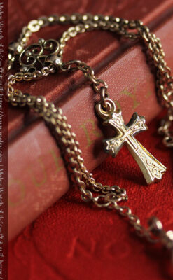 細身で短い懐中時計チェーンと小さな十字架・クロス-C0509-7