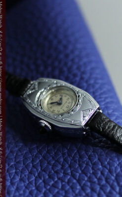 ブローバのディテールの綺麗な婦人物アンティーク腕時計 【1930年頃】-W1606-9