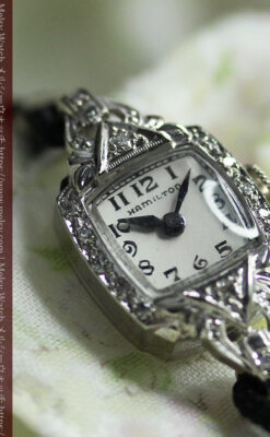 ダイヤとケース装飾の美しいハミルトンのレディース金無垢腕時計 【1945年頃】-W1610-10