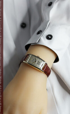 緩やかな曲線が上品な細長いケースのロンジンのアンティーク腕時計【1946年頃】-W1616-23