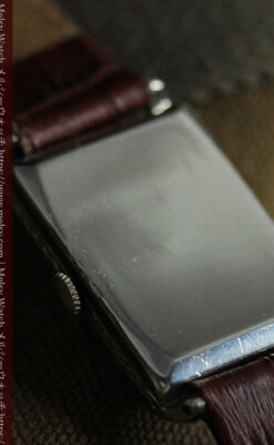 傑出した個性のロンジン 黒い文字盤のアンティーク腕時計 【1926年頃】-W1619-19