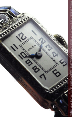 サファイアと大粒のダイヤが輝くグリュエンの金無垢アンティーク腕時計 【1925年頃】-W1620-10
