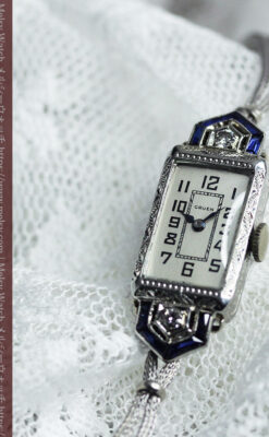 サファイアと大粒のダイヤが輝くグリュエンの金無垢アンティーク腕時計 【1925年頃】-W1620-4