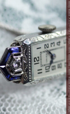 サファイアと大粒のダイヤが輝くグリュエンの金無垢アンティーク腕時計 【1925年頃】-W1620-7