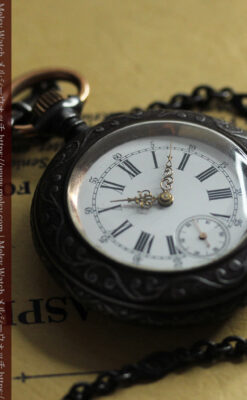 天使の装飾 渋さと深みあるロンジンのアンティーク懐中時計【1892年製】チェーン付き-P2359-12