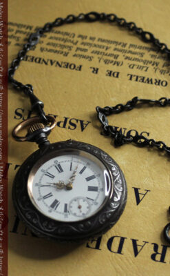 天使の装飾 渋さと深みあるロンジンのアンティーク懐中時計【1892年製】チェーン付き-P2359-16