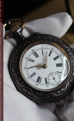 天使の装飾 渋さと深みあるロンジンのアンティーク懐中時計【1892年製】チェーン付き-P2359-24