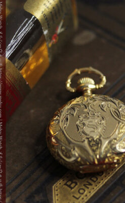 勢いのある装飾が美しいウォルサムの金無垢アンティーク懐中時計 【1900年頃】-P2366-16