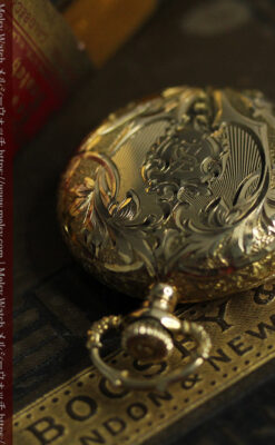 勢いのある装飾が美しいウォルサムの金無垢アンティーク懐中時計 【1900年頃】-P2366-5