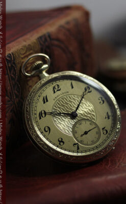 ハミルトンの綺麗な金色の文字盤を持つアンティーク懐中時計【1924年頃】-P2367-1