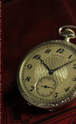 ハミルトンの綺麗な金色の文字盤を持つアンティーク懐中時計【1924年頃】-P2367-9