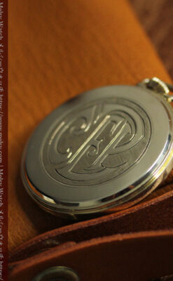 際立つ彫りとサーモンピンクの文字盤 ロンジンのアンティーク懐中時計【1940年頃】-P2369-13