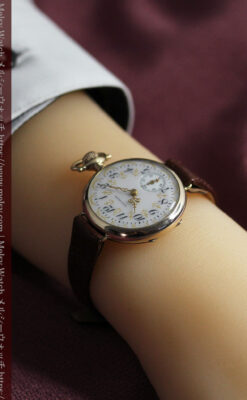 懐中時計の姿を残した優雅なウォルサムのアンティーク腕時計 【1910年頃】-W1623-24