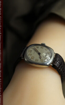 古き良き雰囲気漂うアンティークの王道 ロンジンの腕時計 【1929年製】-W1626-27