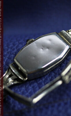 ブローバ 金無垢女性用アンティーク腕時計 美しい2色6石の宝石 【1926年製】-W1628-16
