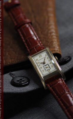 ロンジンの曲線の綺麗な縦長アンティーク金無垢腕時計 【1941年製】-W1630-2