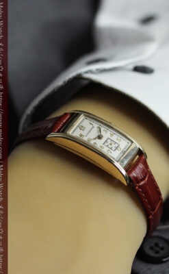 ロンジンの曲線の綺麗な縦長アンティーク金無垢腕時計 【1941年製】-W1630-23