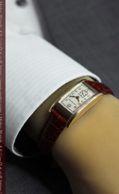 ロンジンの曲線の綺麗な縦長アンティーク金無垢腕時計 【1941年製】-W1630-24