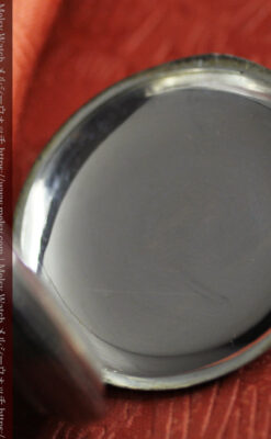 細かな黒と銀のニエロ装飾 オメガの銀無垢アンティーク懐中時計 【1911年頃】-P2378-19