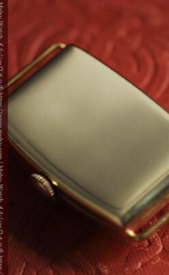 英国ベンソン 品のある縦長の金無垢アンティーク腕時計 【1949年頃】-W1636-14