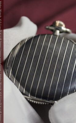 IWC 黒と銀のニエロ装飾に美しい針が映える銀無垢アンティーク懐中時計 【1918年頃】-P2385-20