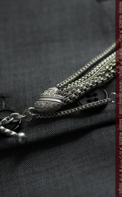 ハート型の装飾と広がる5本線が魅力の銀無垢アンティーク懐中時計チェーン-C0517-8