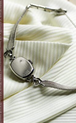 夜の空に星と月 グリュエンのアンティーク金無垢腕時計 【1950年頃】-W1656-12