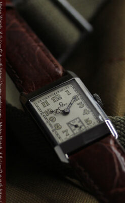 カジュアルさが魅力 クセのあるオメガのアンティーク腕時計-W1659-4