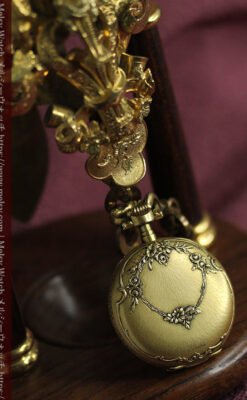 豪華な飾り付き オメガの18金無垢アンティーク懐中時計 【1911年製】-P2388-3