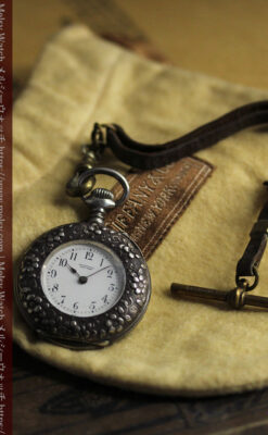 希少なティファニーの懐中時計 繊細で立体的な装飾が美しい銀無垢ケース 【1900年頃】-P2389-16