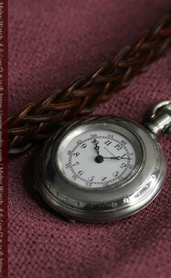 荒ぶる美しさが魅力 ウォルサムの銀無垢懐中時計 【1900年頃】-P2391-9