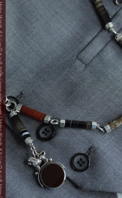 色と模様の美しい瑪瑙と獅子の飾り 銀無垢アンティーク懐中時計チェーン-C0529-11