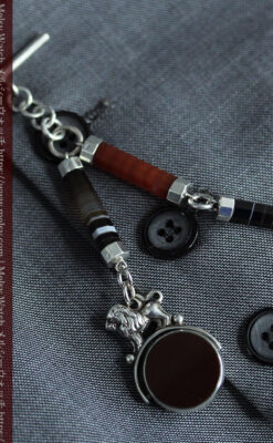 色と模様の美しい瑪瑙と獅子の飾り 銀無垢アンティーク懐中時計チェーン-C0529-13