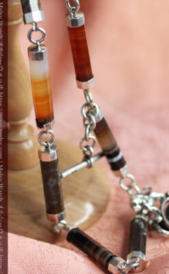 色と模様の美しい瑪瑙と獅子の飾り 銀無垢アンティーク懐中時計チェーン-C0529-19