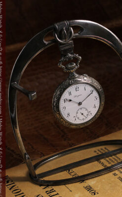 蹄鉄型の銀スタンド、馬と蹄鉄ロンジンの懐中時計のセット 【1900年頃】-P2399-16