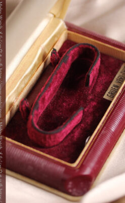 艶やかなローズ色 総金無垢グリュエンの女性用アンティーク腕時計 ダイヤ&ルビー 【1940年頃】-W1665-19