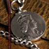 エリザベス女王戴冠記念メダル付きの銀無垢アンティーク懐中時計チェーン-C0531-1