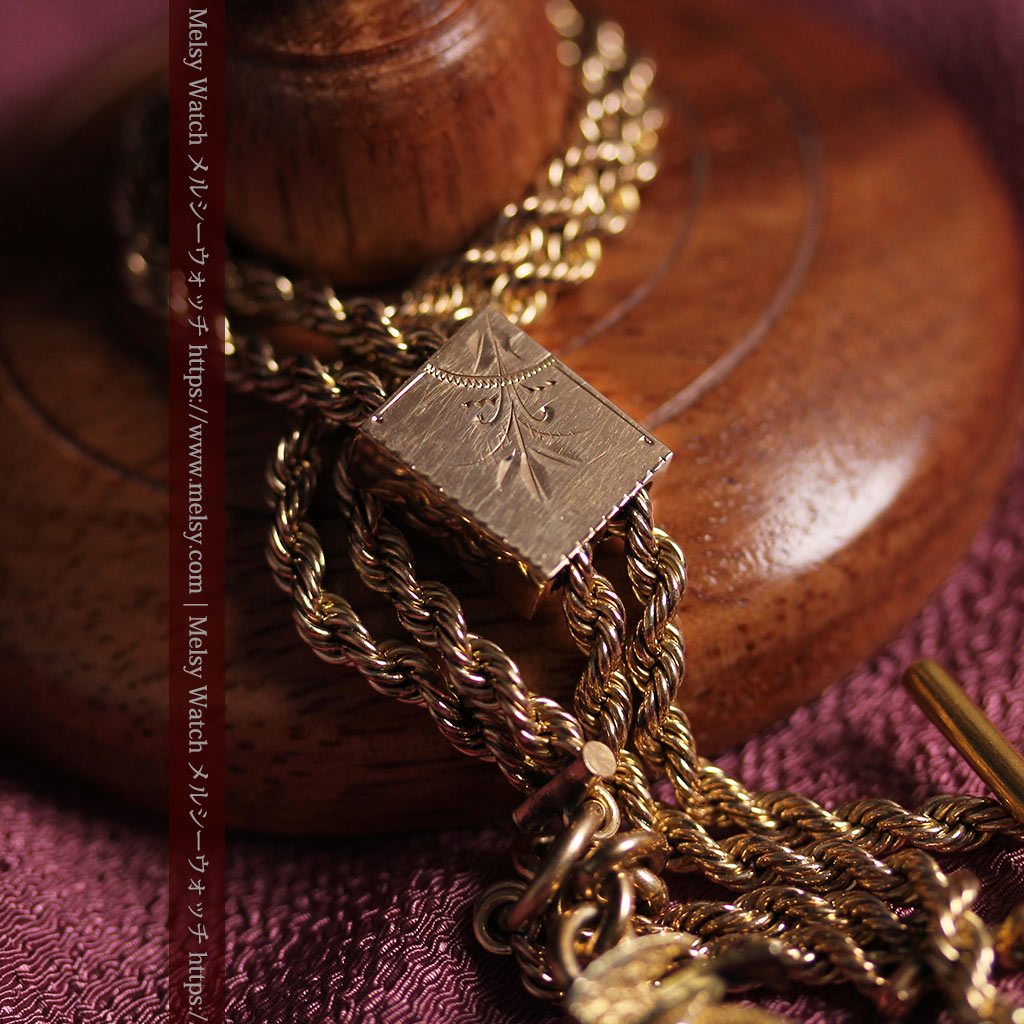 騎士に剣と鷹、髑髏に聖書の飾りが映える アンティーク懐中時計チェーン-C0534-9