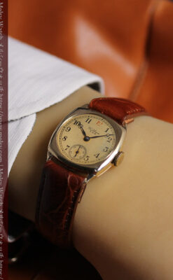 英国仕立てウォルサムの金無垢アンティーク腕時計 クッション型-W1668-12